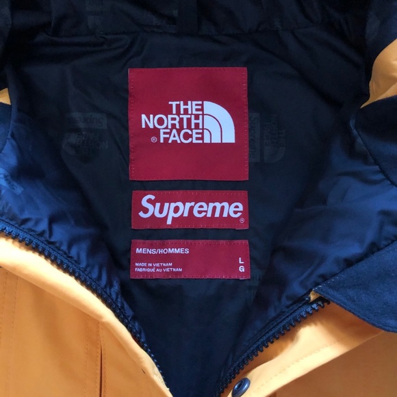 Size Large - Supreme x The North Face SS20 RTG Mountain Climbing Jacket Gold - Picture 6 of 9